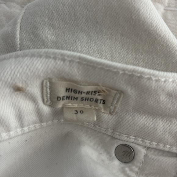 Madewell white denim shorts. Size 30 - Picture 4 of 12
